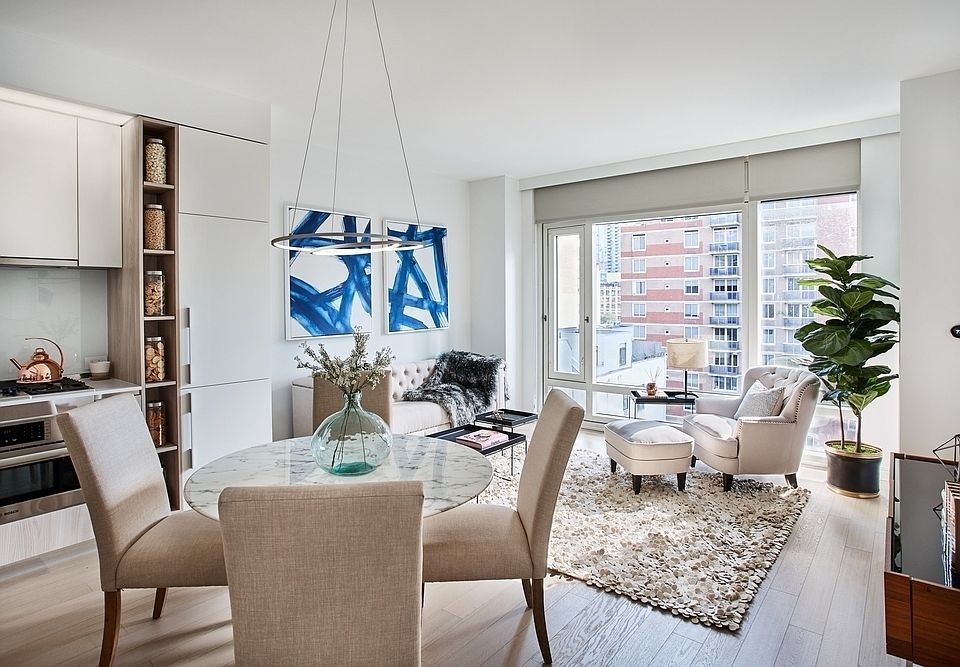 1st image of 572 11th Ave #9A