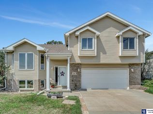 2217 NW 55th St, Lincoln, NE 68524