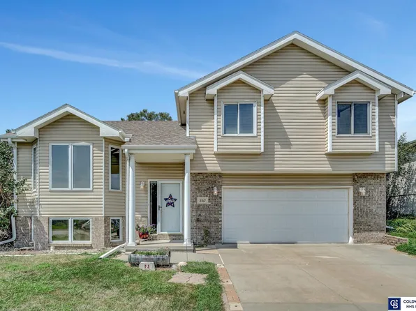 2217 NW 55th St, Lincoln, NE 68524