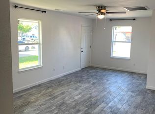 200 Monterrey St #A, Elgin, TX 78621