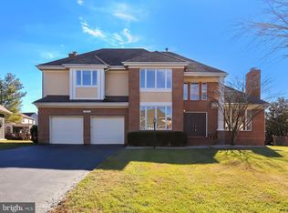 13107 Anvil Pl, Herndon, VA 20171