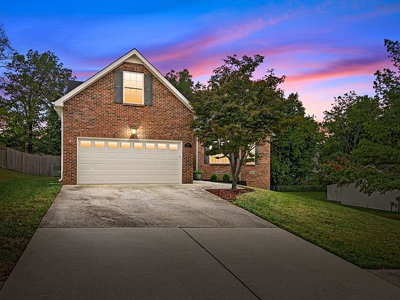 2nd image of 1378 Archer Pl N