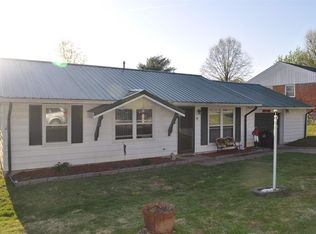 310 S Main St, Dale, IN 47523