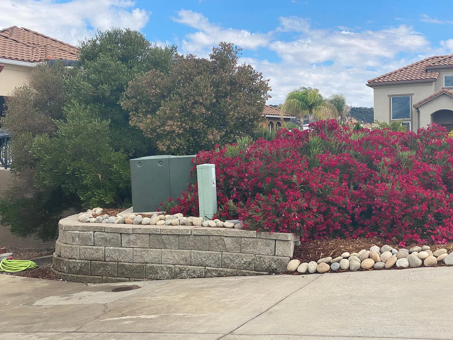 32 Apollo Ln — Photo 4