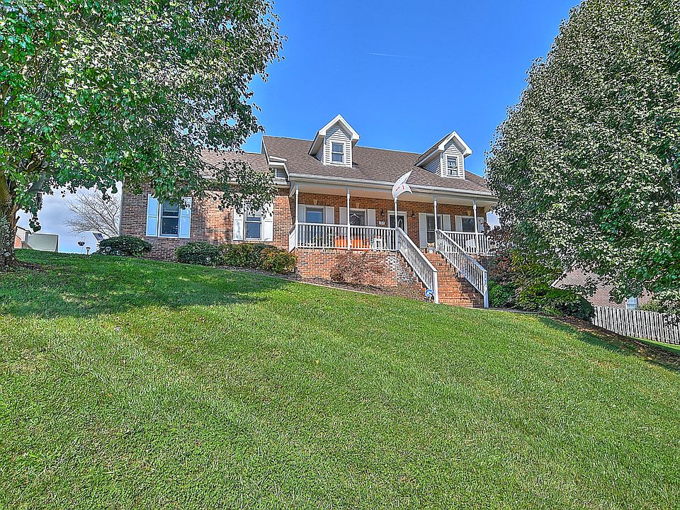 1st image of 137 Dove Dr