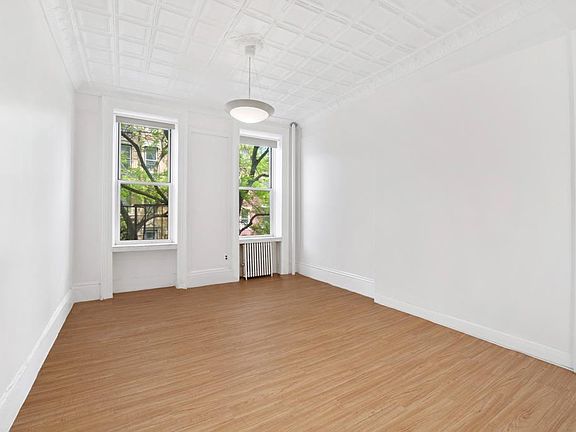 2nd image of 428 E 9th St APT 9