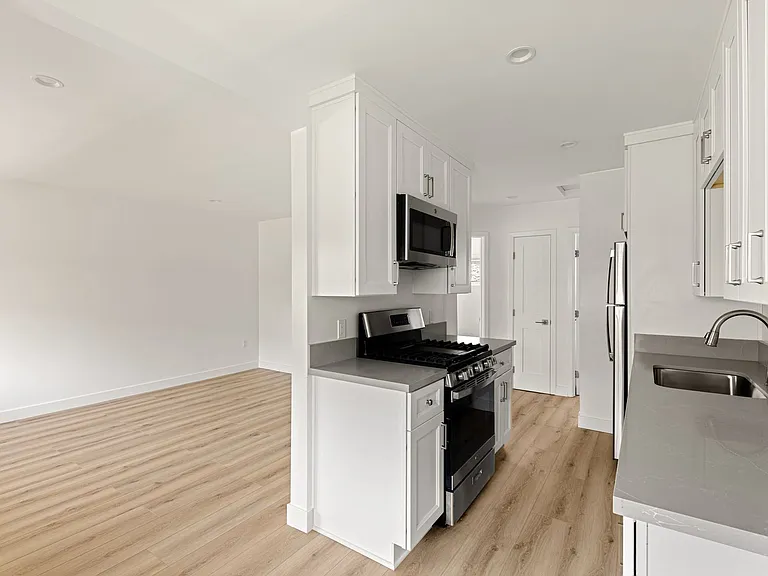 4055 Utah St #3 — Photo 6
