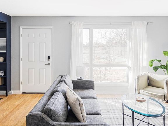 5th image of 1293 S Monaco Parkway