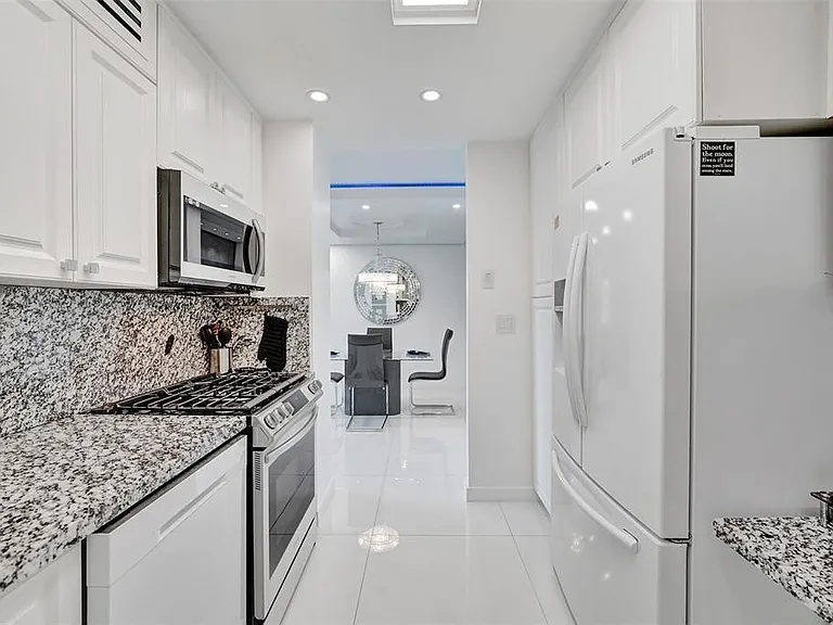 2030 S Ocean Dr #510 — Photo 5