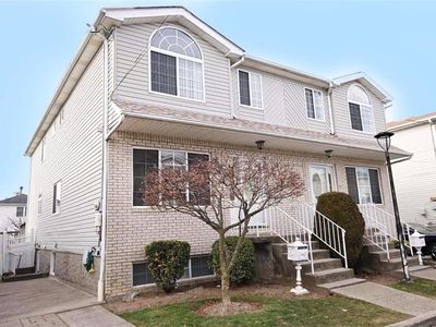 24 Bergen Beach Pl, Brooklyn, NY, 11234