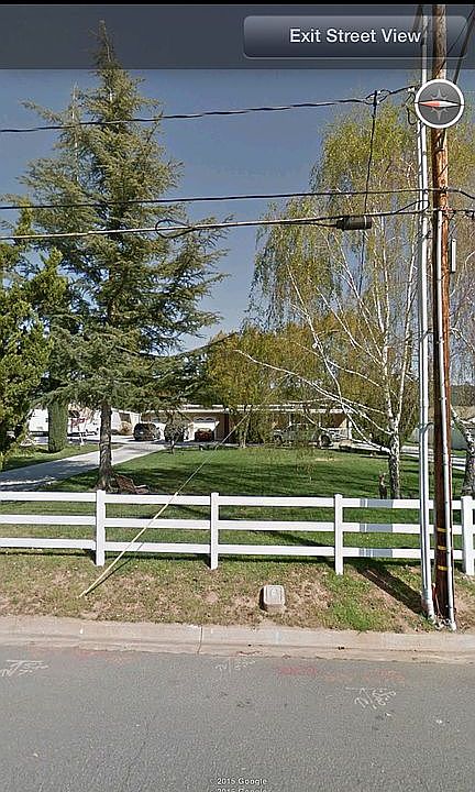 1st image of 13517 Douglas St