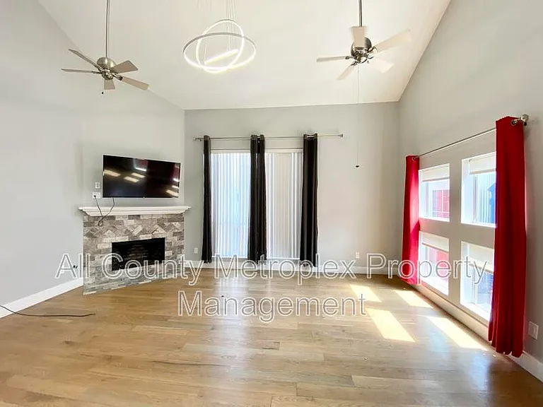 4213 Dickason Ave #18 — Photo 6