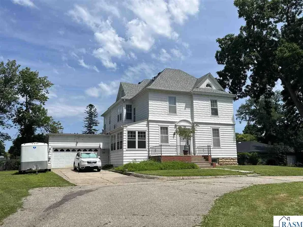 205 10th St S, Saint James, MN 56081