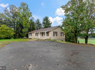 330 Ridge Rd S, Martinsburg, WV 25403