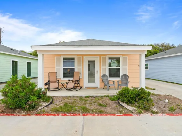 193 Oasis Cir, Rockport, TX 78382