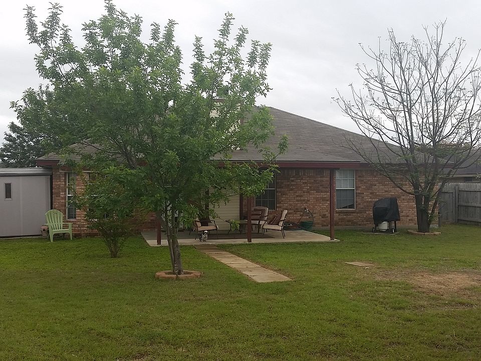 2nd image of 3613 Levy Ln