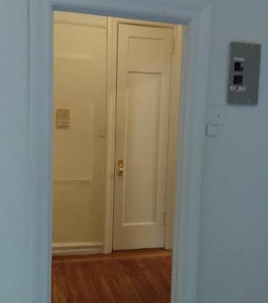 3rd image of 10 Cooper St APT 3E