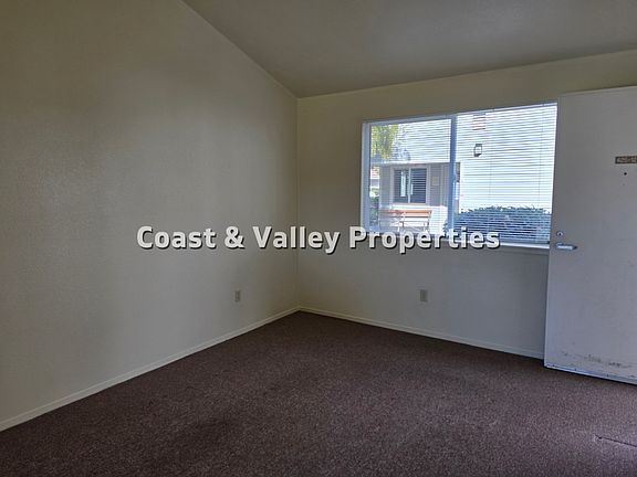 4th image of 425 Queen St #4713635BA