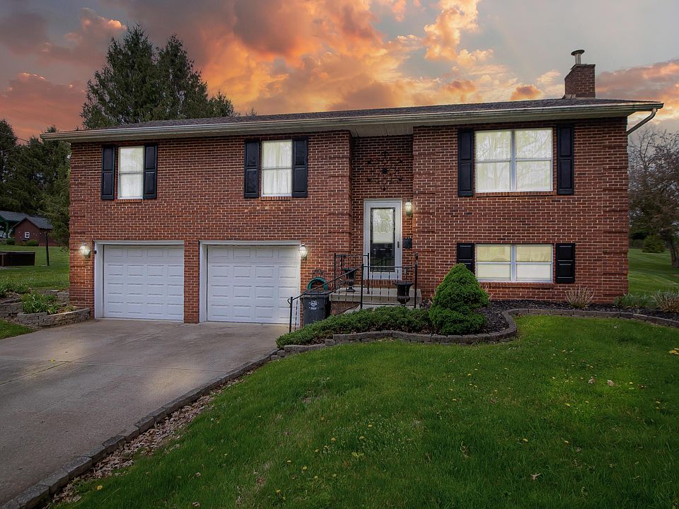 1st image of 83 Amberly Dr