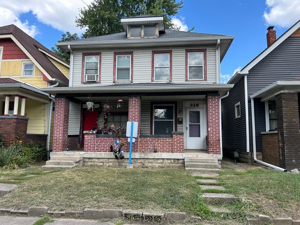 928 Sanders St