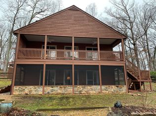 2016 Highland Dr, Powhatan, VA 23139