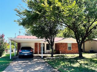 177 Berry St, Graham, TX 76450