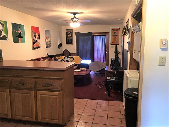4th image of 279 Oak St #2