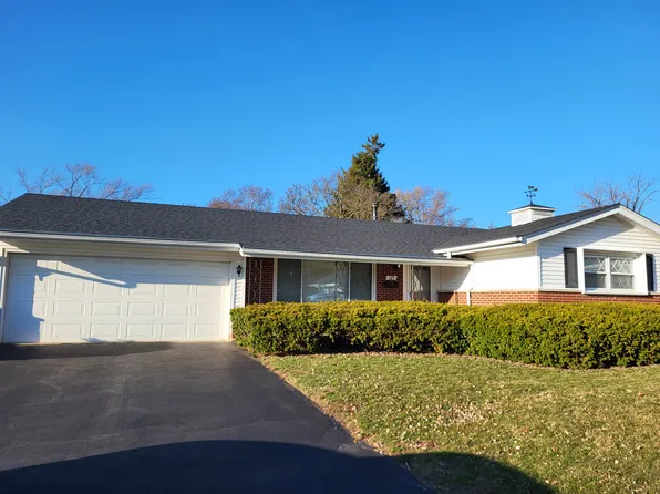242 Placid Ct, Elk Grove Village, IL 60007