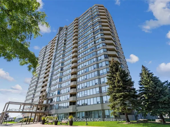 700 Constellation Dr #1703, Mississauga, ON L5R 3G8