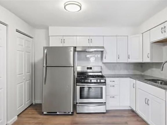 2nd image of 10 Josephine St APT 310