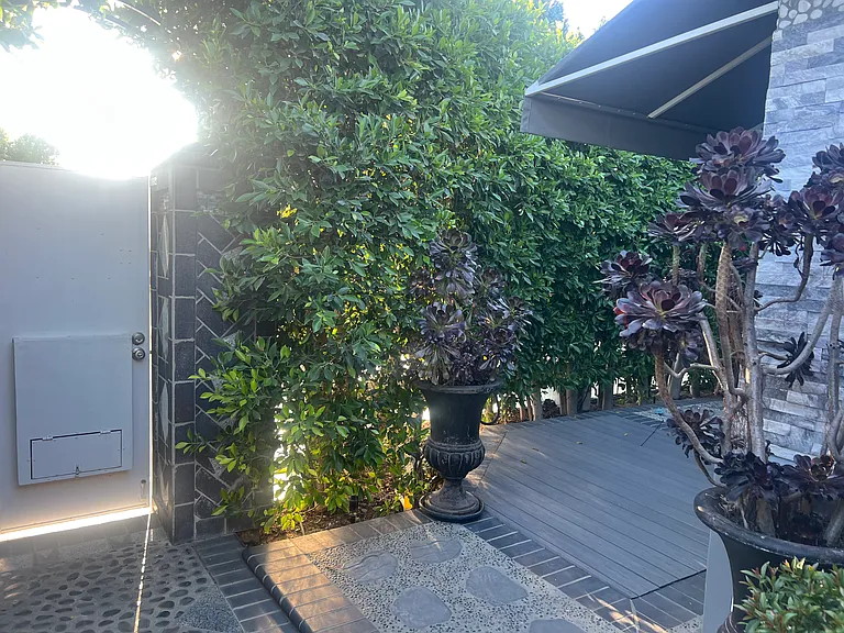 7852 Klump Ave — Photo 11