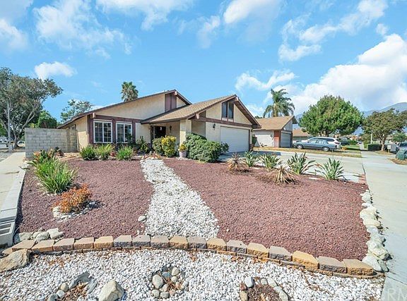 3rd image of 1525 N Isadora Way