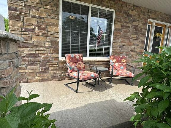 3rd image of 508 Pine Trail Dr