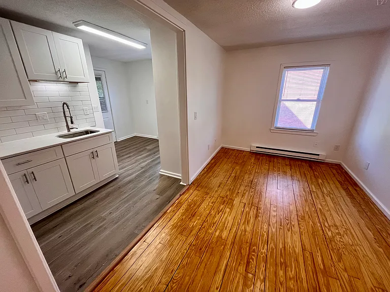 88 Chestnut St #2R — Photo 8