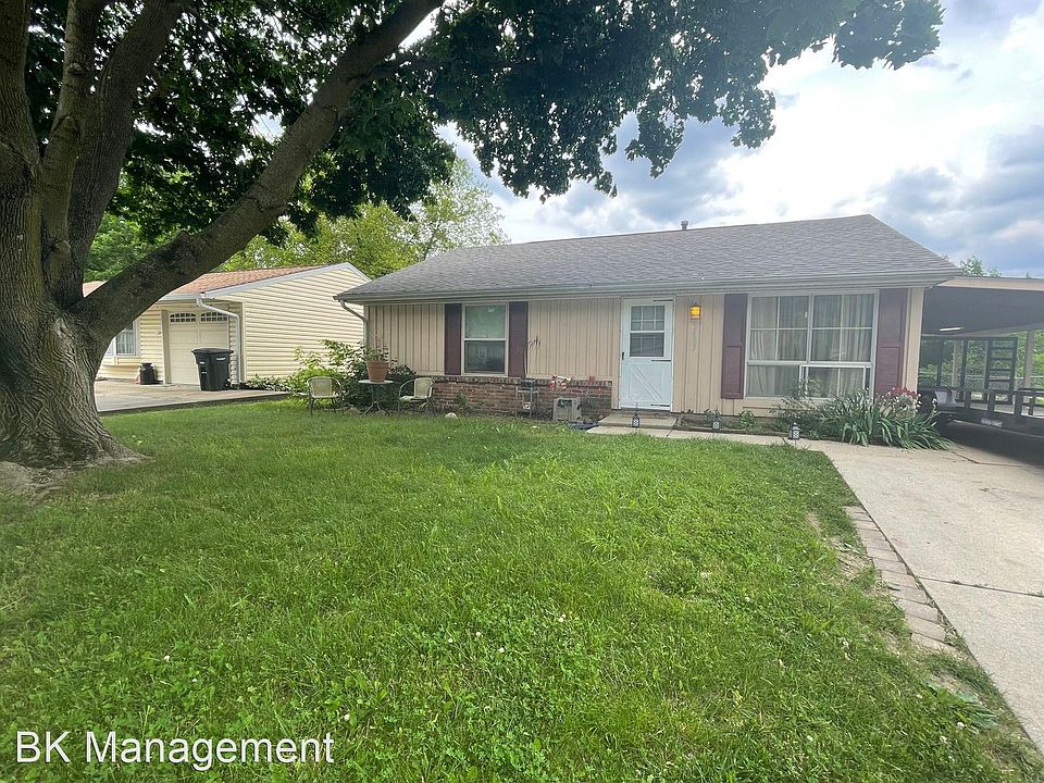 2nd image of 2407 Brady Ln