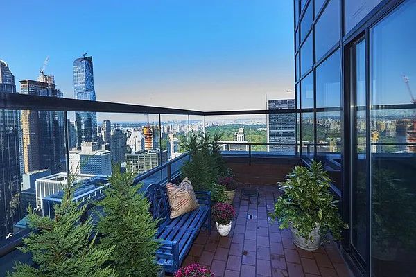 Sold by Brown Harris Stevens | media 6