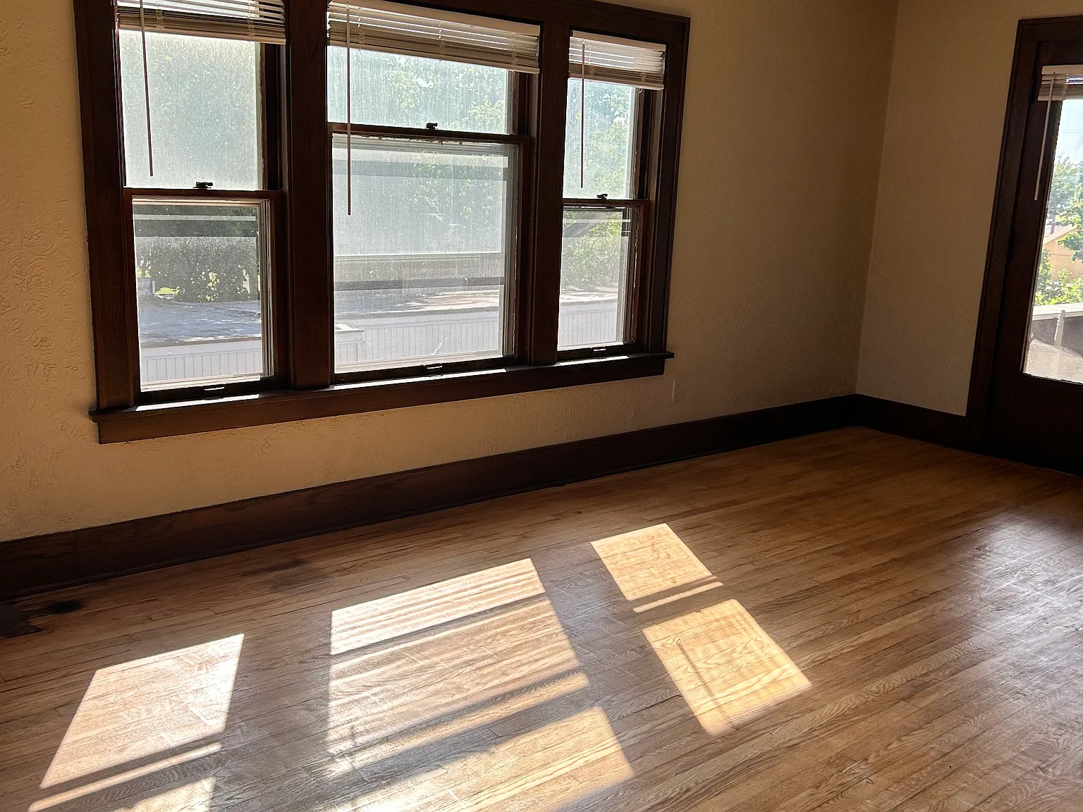 1502 Peck St — Photo 2