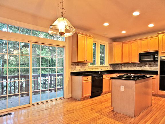 2nd image of 7630 Brittany Parc Ct