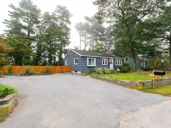 61 Cedar Dr, Carver, MA 02330