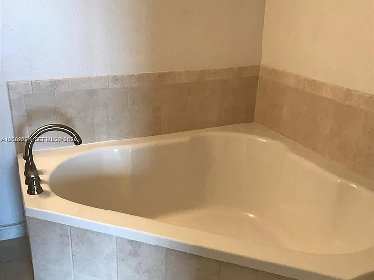 1830 Radius Dr #407 — Photo 9