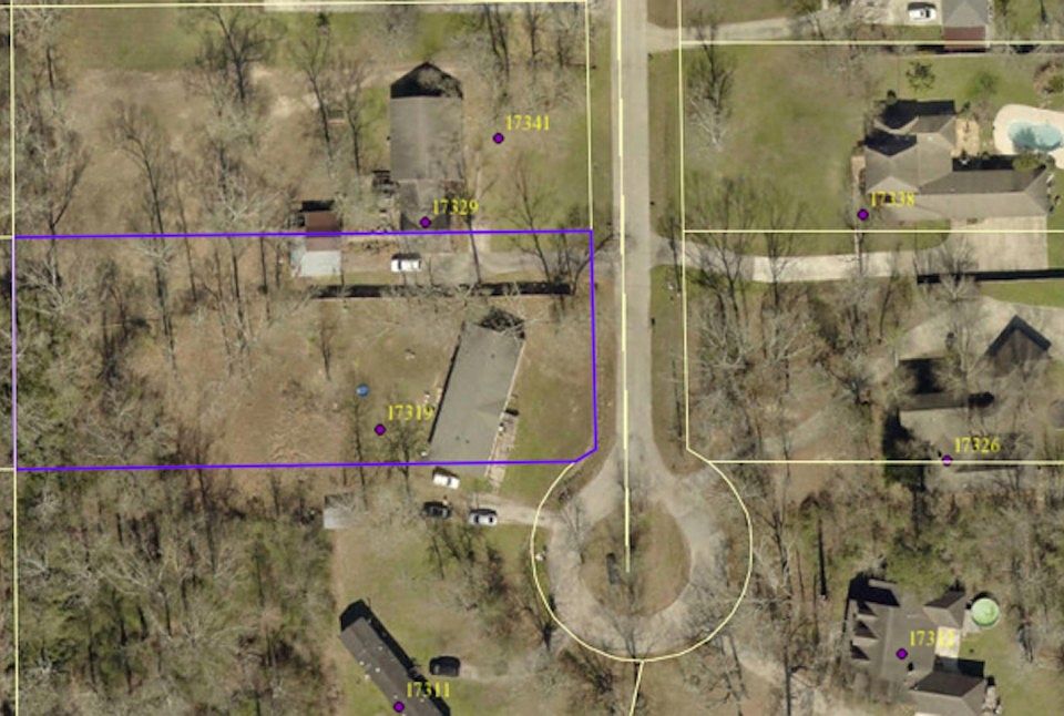 1st image of 17319 Deerpath Ct