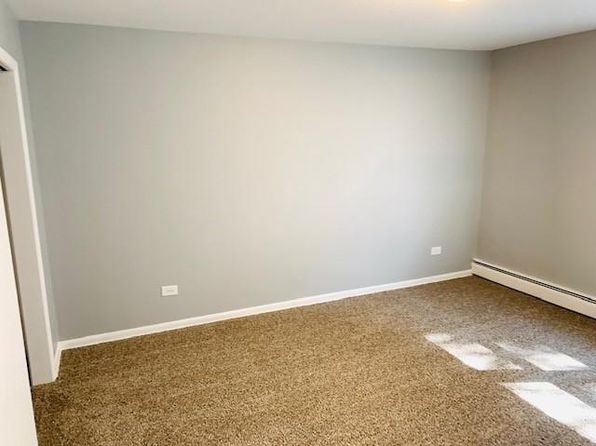 914 State St APT 1F, Lemont, IL 60439