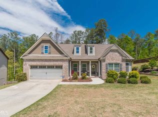 424 Copper Ridge Dr, Loganville, GA 30052