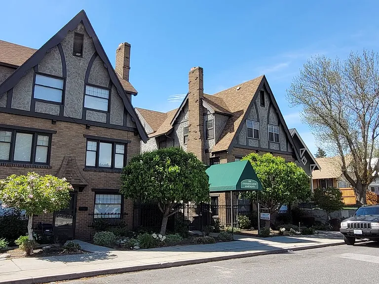 Evergreen Court Apartments — Photo 6