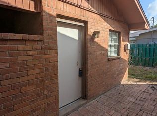 222 E Hickman Ave, Port Isabel, TX 78578