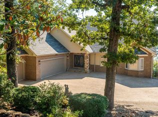 3 Ibi Ln, Hot Springs Village, AR 71909