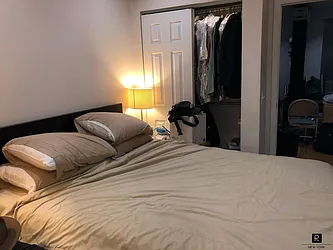 Rented by R New York