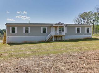 5207 Indian Oak Rd, Crewe, VA 23930