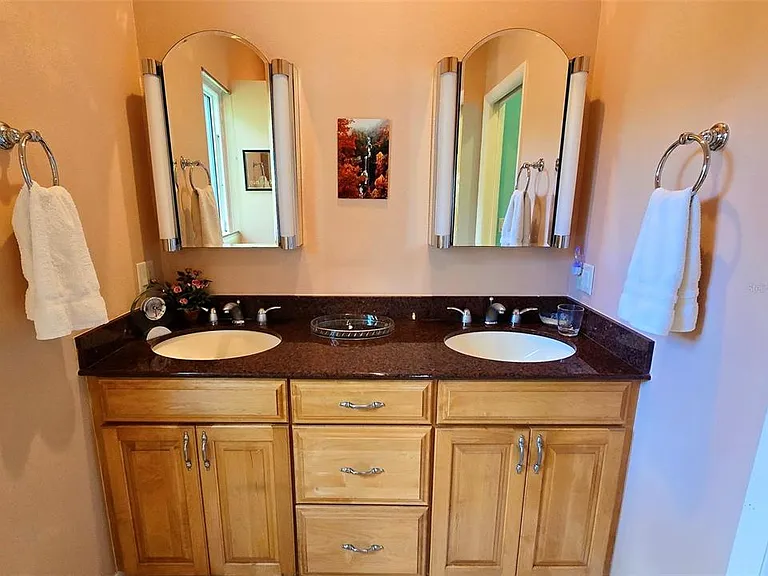 1335 Landings Dr #9 — Photo 30