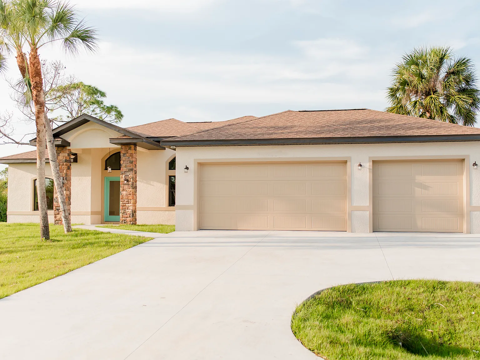 3 bed, 1808 sqft, $3,300 — Photo 3